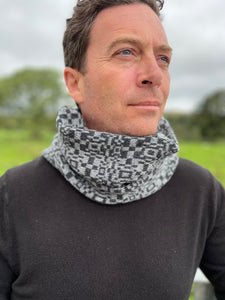 Mens knitted snood